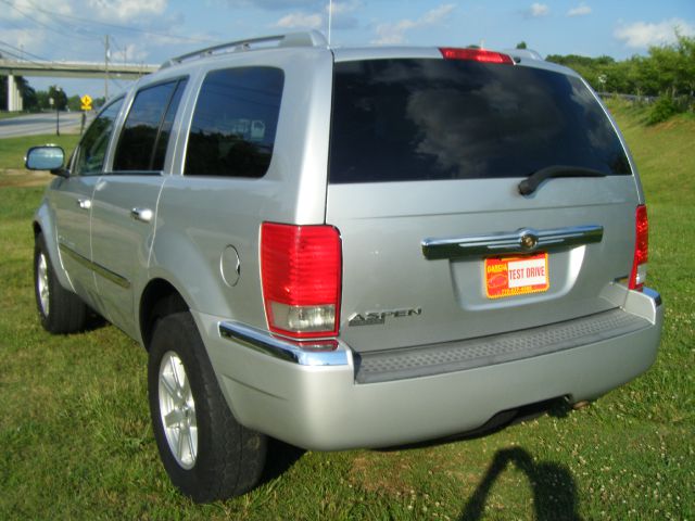 2007 Chrysler Aspen I Limited