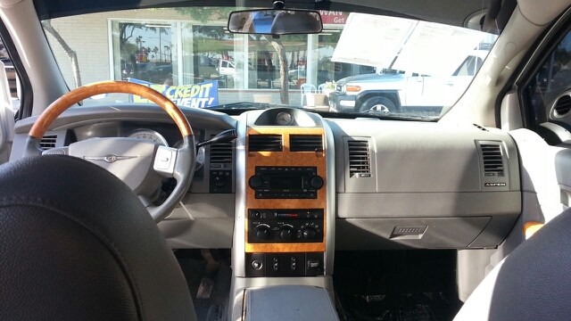 2007 Chrysler Aspen Unknown