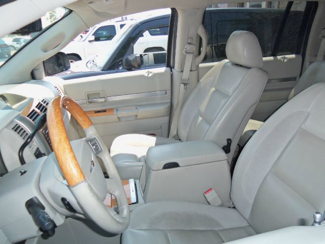 2007 Chrysler Aspen Super
