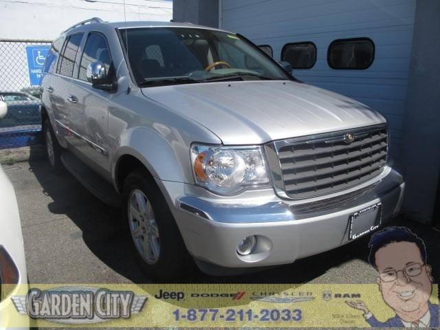 2007 Chrysler Aspen SLT 25