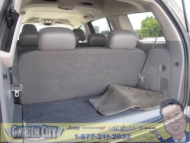 2007 Chrysler Aspen SLT 25