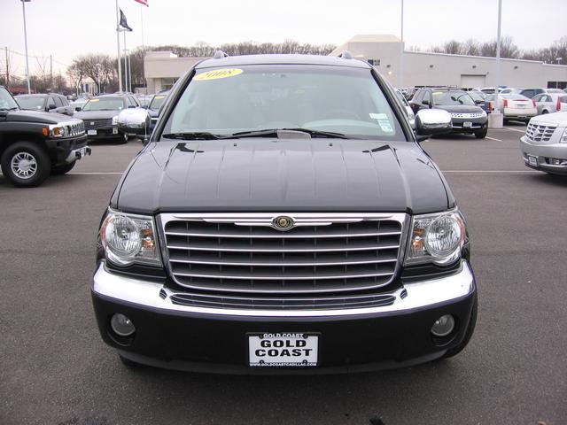 2008 Chrysler Aspen SLT 25