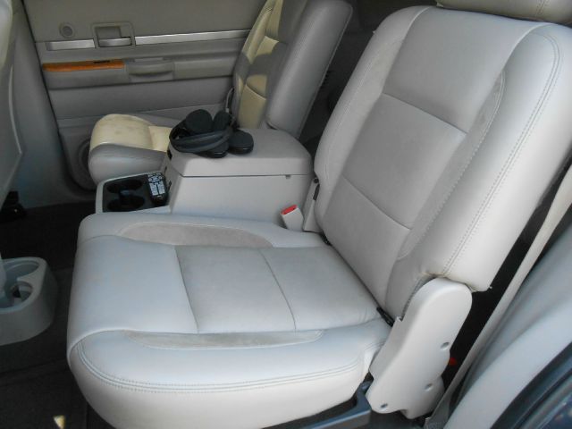 2008 Chrysler Aspen Super