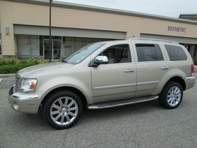 2008 Chrysler Aspen SLT 25