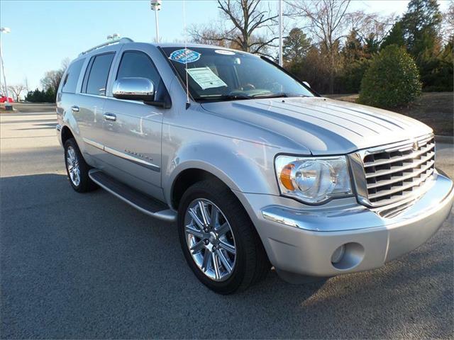 2008 Chrysler Aspen Unknown