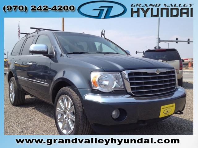 2008 Chrysler Aspen SLT 25
