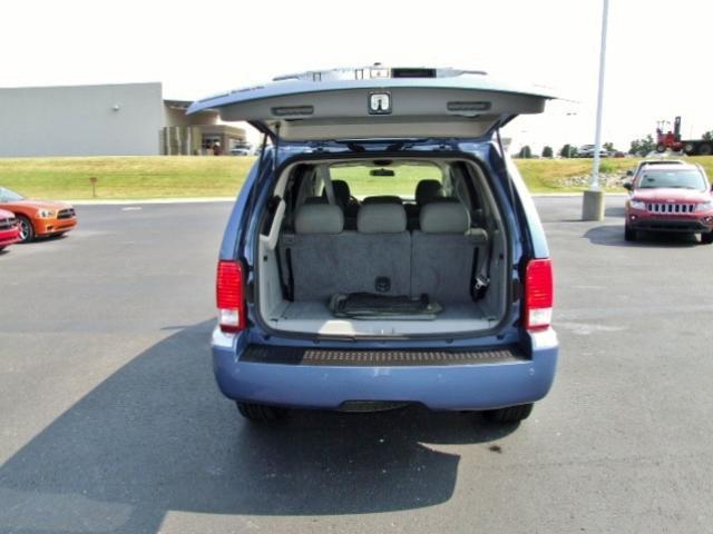 2008 Chrysler Aspen SLT 25