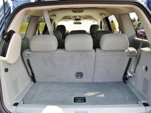 2008 Chrysler Aspen SLT 25