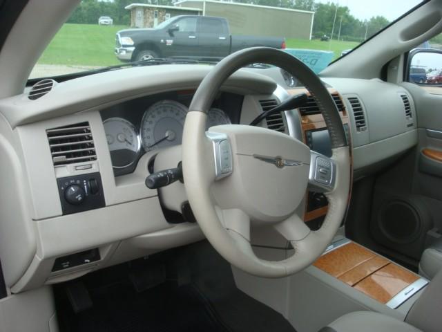 2008 Chrysler Aspen Xtreme