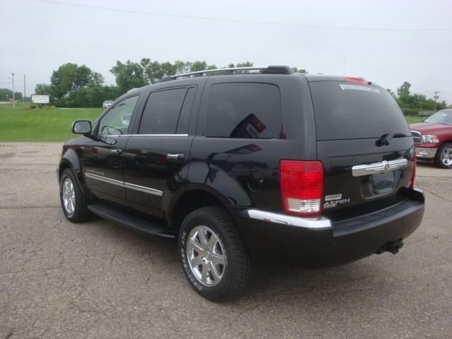 2008 Chrysler Aspen Xtreme