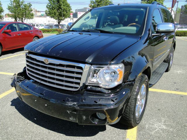 2009 Chrysler Aspen Super