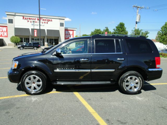 2009 Chrysler Aspen Super