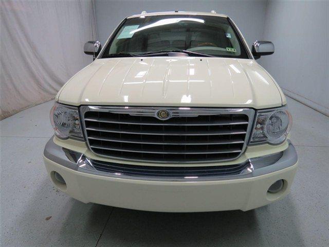 2009 Chrysler Aspen Ext Cab 157.5 WB SLE