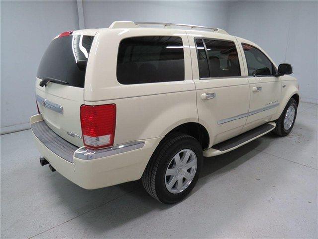 2009 Chrysler Aspen Ext Cab 157.5 WB SLE