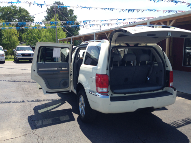 2009 Chrysler Aspen I Limited