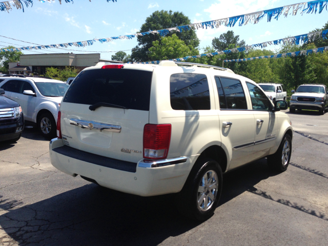 2009 Chrysler Aspen I Limited