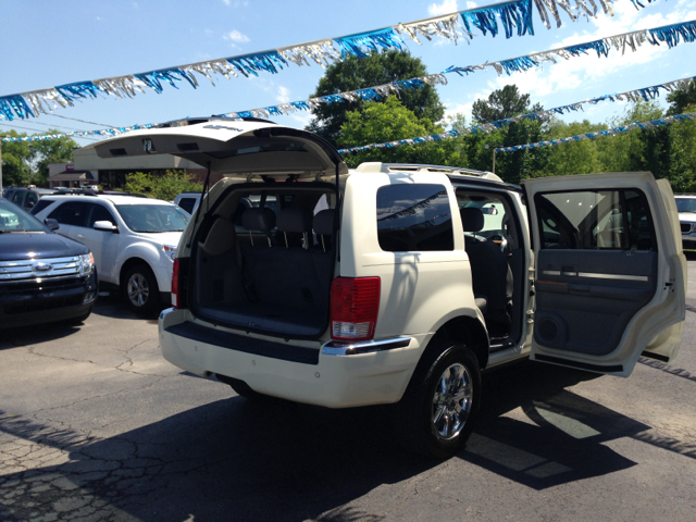 2009 Chrysler Aspen I Limited