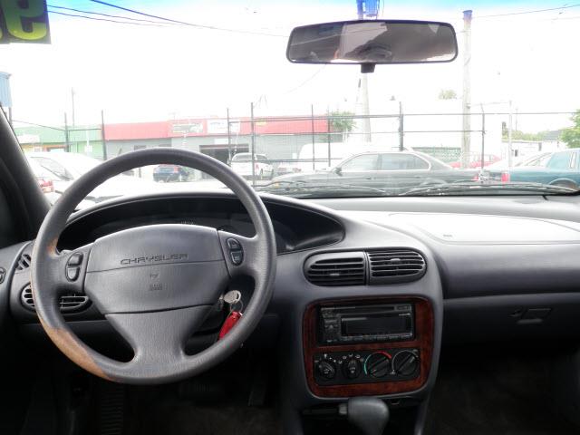 1996 Chrysler Cirrus 4dr Wgn 3.2L