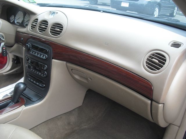 2002 Chrysler Concorde SLT 25