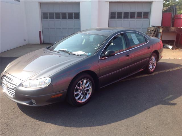 2002 Chrysler Concorde SLT 25