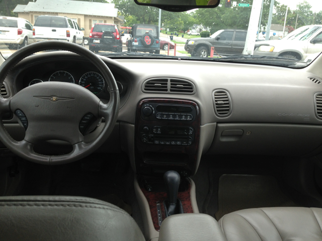 2004 Chrysler Concorde S Sedan Under FULL Factory Warranty