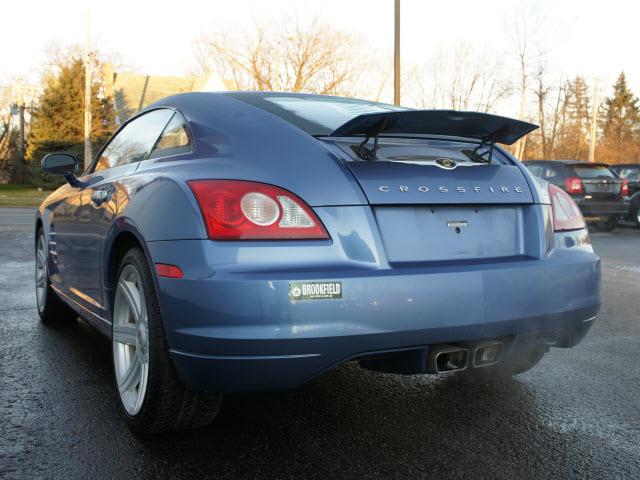 2006 Chrysler Crossfire SLT 25