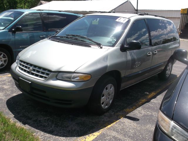 2000 Chrysler Grand Voyager SE