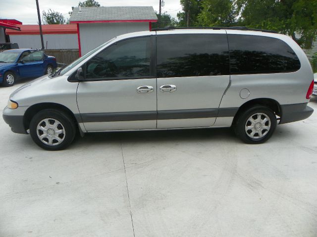 2000 Chrysler Grand Voyager SE