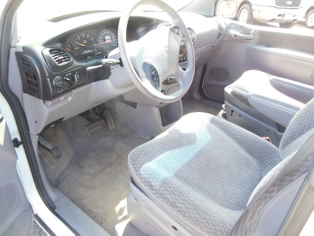 2000 Chrysler Grand Voyager SE