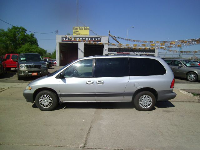 2000 Chrysler Grand Voyager Crew Cab Amarillo 4X4