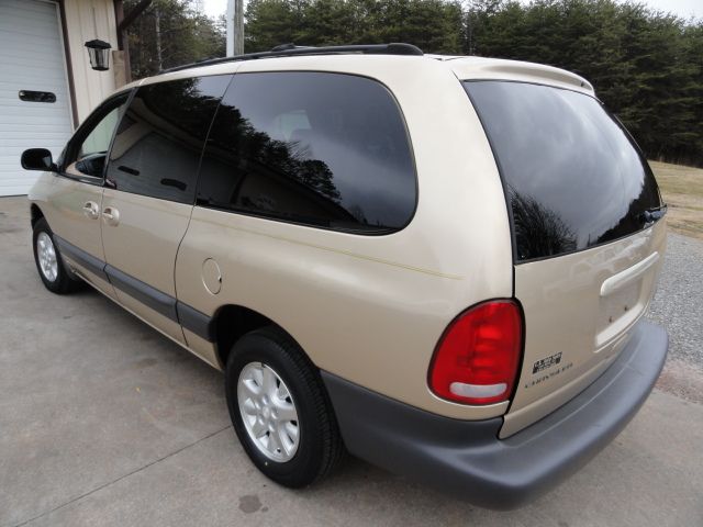 2000 Chrysler Grand Voyager SE