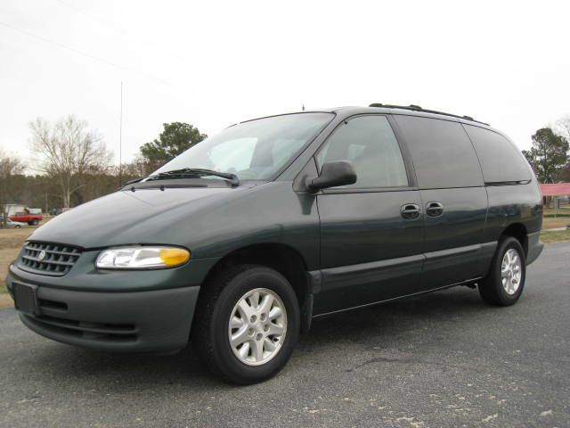 2000 Chrysler Grand Voyager SE