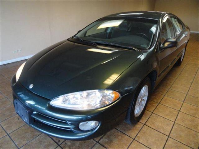 2000 Chrysler Intrepid SE 2WD