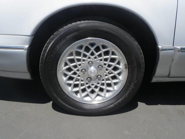 1994 Chrysler LHS Unknown