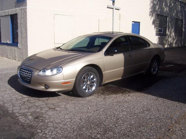 2000 Chrysler LHS Base