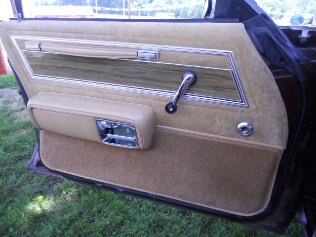 1981 Chrysler Newport EXT CAB LT