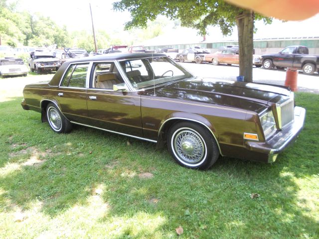 1981 Chrysler Newport EXT CAB LT