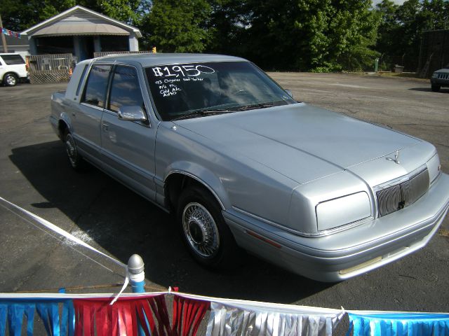 1993 Chrysler New Yorker Base