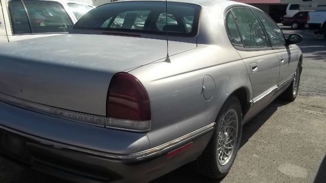 1994 Chrysler New Yorker Base