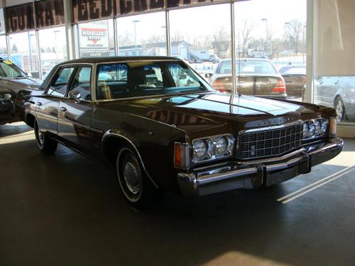 1974 Chrysler Newport Base
