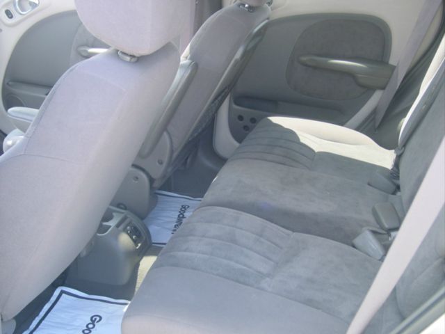 2002 Chrysler PT Cruiser CX W/comfortconvience
