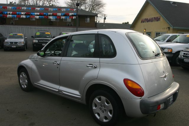 2003 Chrysler PT Cruiser Unknown
