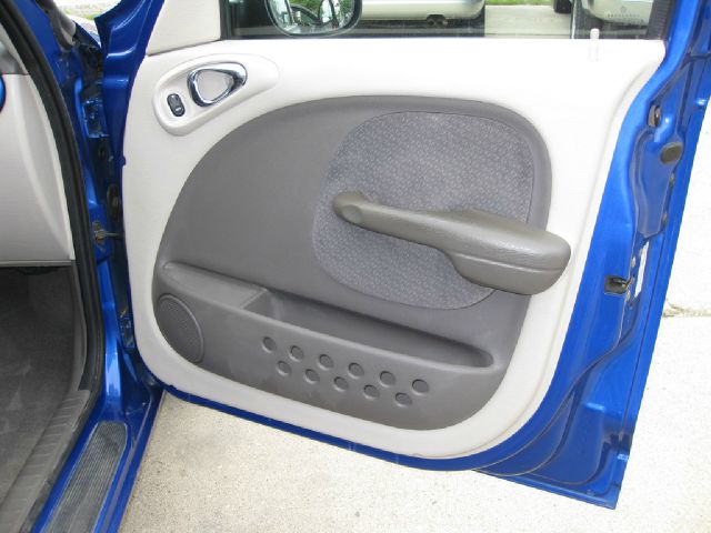 2003 Chrysler PT Cruiser CX W/comfortconvience