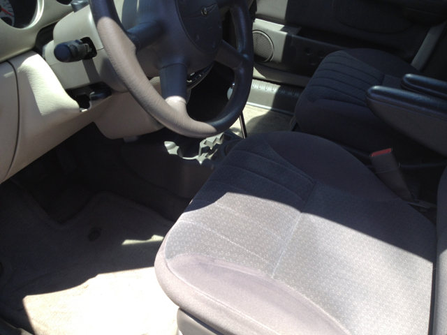 2004 Chrysler PT Cruiser CX W/comfortconvience