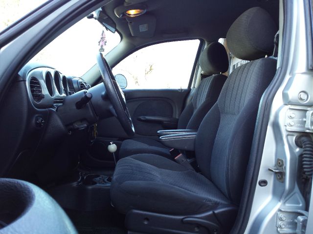 2004 Chrysler PT Cruiser CX W/comfortconvience