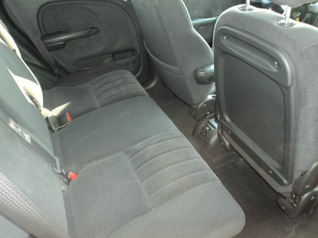 2004 Chrysler PT Cruiser CX W/comfortconvience
