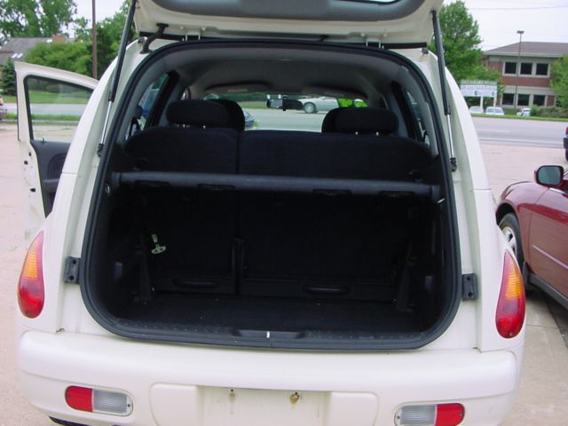 2004 Chrysler PT Cruiser Base