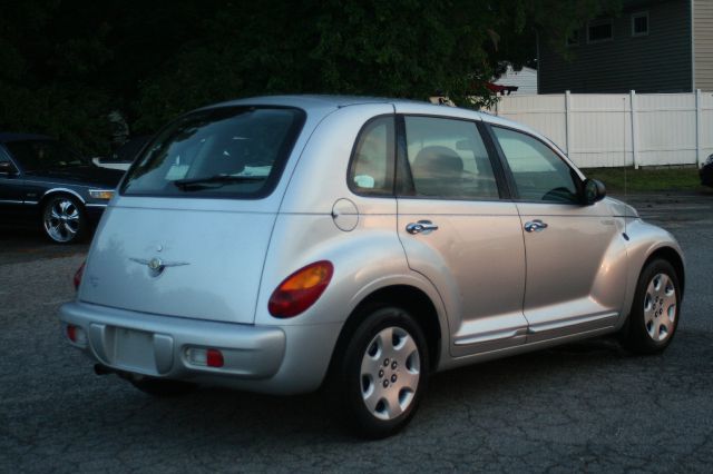 2004 Chrysler PT Cruiser Base