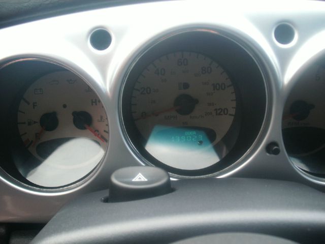2004 Chrysler PT Cruiser Base