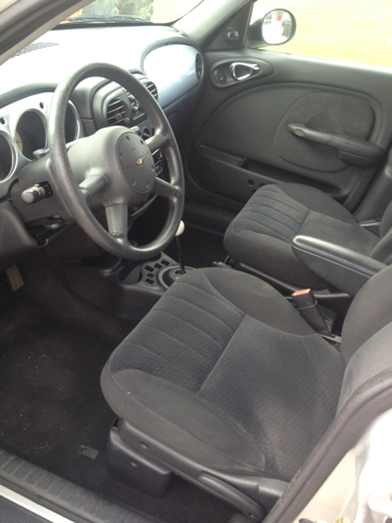 2004 Chrysler PT Cruiser Base